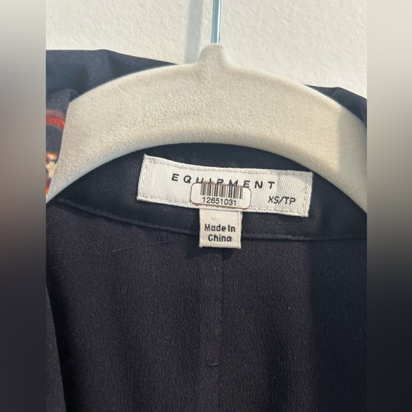 EQUIPMENT Harmon Navy Blue Floral Draped Cross-Front Long Sleeve Wrap Dress XS - Picture 4 of 4